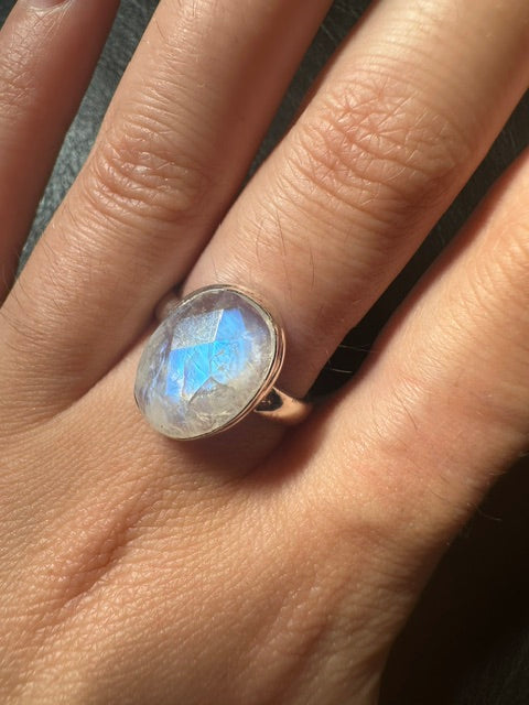 Faceted Oval Rainbow Moonstone Ring - Size 7
