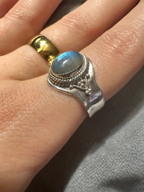 Sterling Silver Oval Blue Fire Labradorite Ring