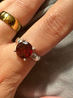 Red Garnet Circle Sterling Silver Ring - Size 7/O