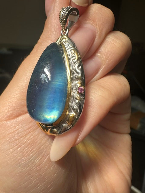 HQ Aquamarine Teardrop Sterling Silver 18k Gold Plated Pendant